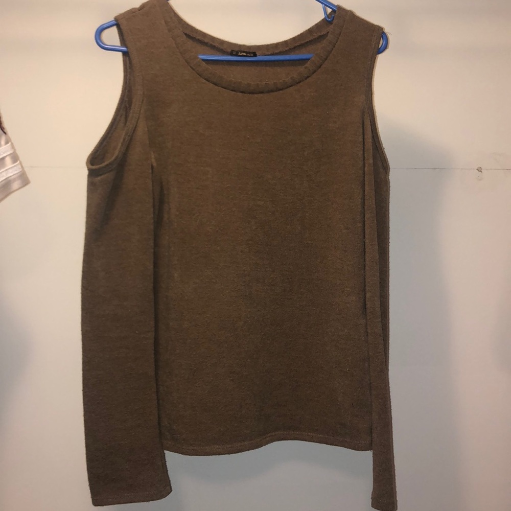 long sleeve shirt